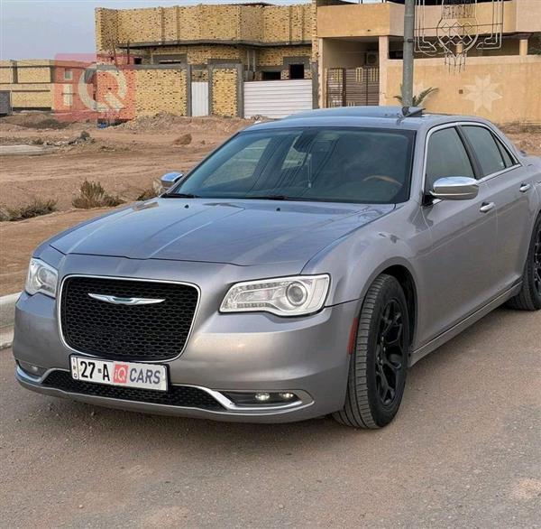 Chrysler 300 2017 for sale in Iraq - Al-Hartha